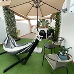 Przytulny 100m Od Plazy Apartmán Torrevieja