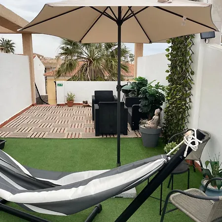 Przytulny 100m Od Plazy * 托雷维耶哈