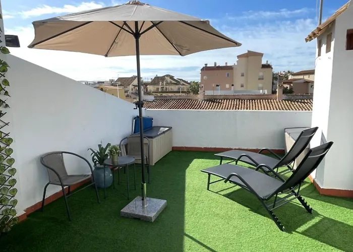 Przytulny 100m Od Plazy 托雷维耶哈