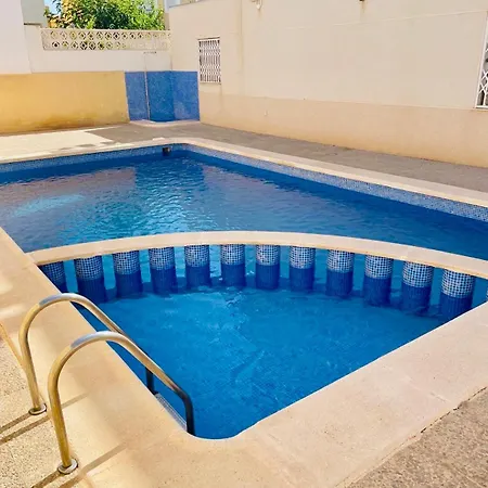 Przytulny 100m Od Plazy Апартаменты